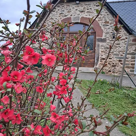 Le Ginestou Kır Evi *