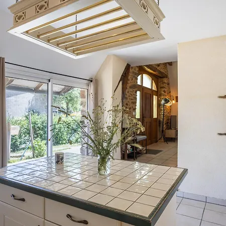 Le Ginestou Country house